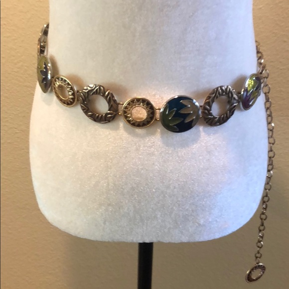 CHICOS MEDALLIONS CHAIN BELT EXCELLENT CONDITION - Picture 3 of 7